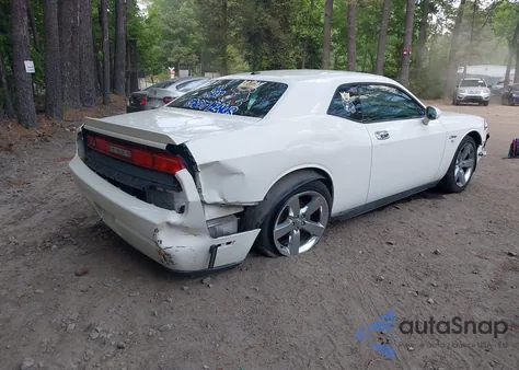 2009 Dodge Challenger R/T from USA, damaged, VIN 2B3LJ54T29H511697